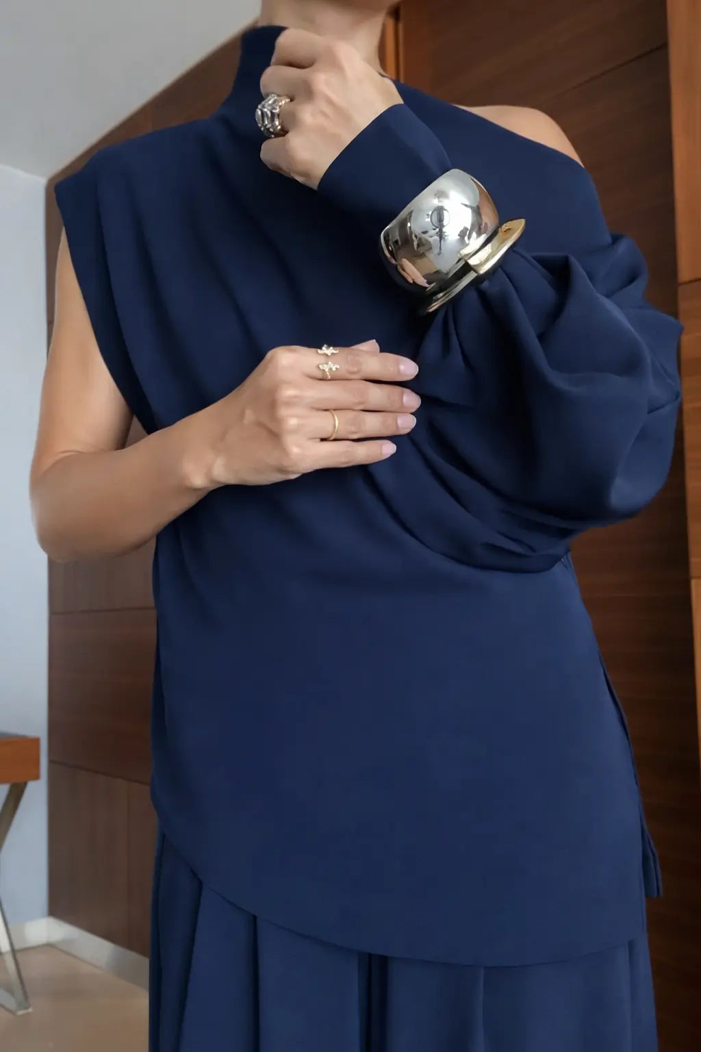 Aurevane™ | Midnight Drape Set Claxoria